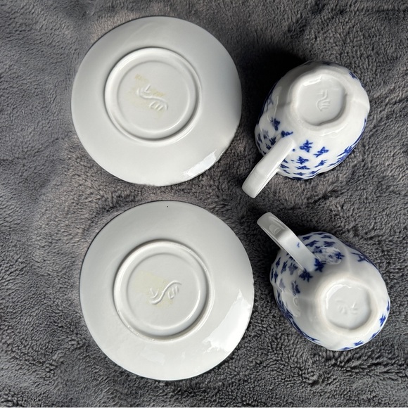 2 Provence rose flower butterfly‎ Blue Teacups Coffee Cups Blue Flowers on white - Picture 5 of 6